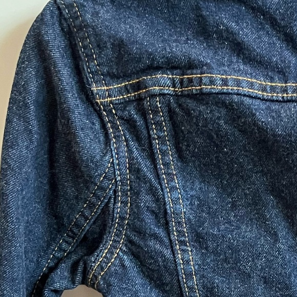 Girls Levi's Classic Jean Jacket (small) - Picture 4 of 6